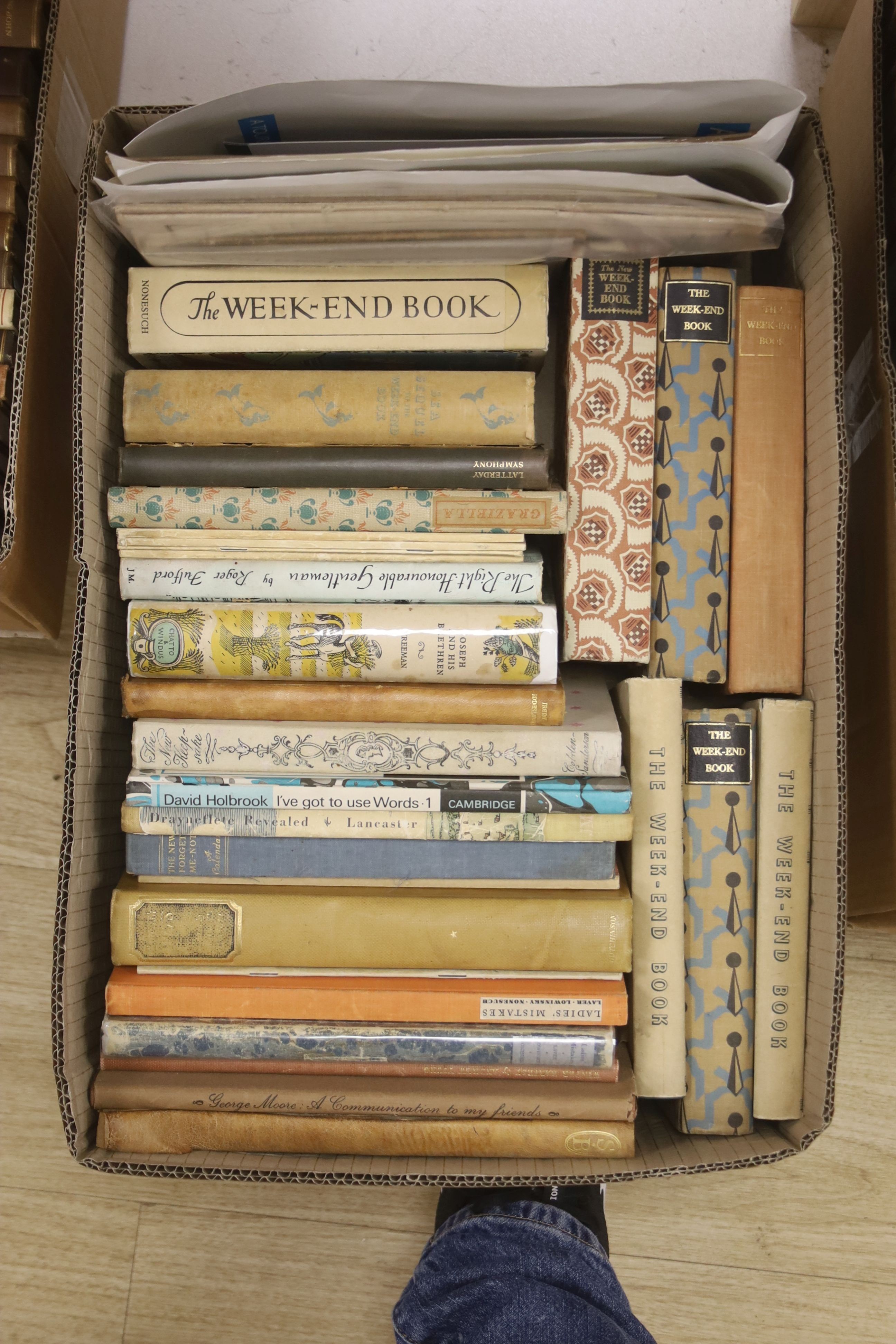 Meynell, Francis - Poems and Pieces, with d.j., Nonesuch Press, London, 1962; Selected Poems of Alice Meynell, Nonesuch Press, 1930, other Nonesuch titles and works relating to Eric Ravilious and Eric Gill (approx. 100 b